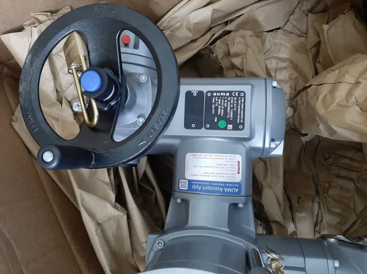 AUMA actuator package